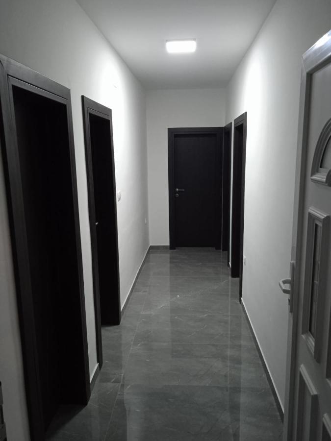 Apartman Lu Jesenice (Split-Dalmatia) Exterior foto