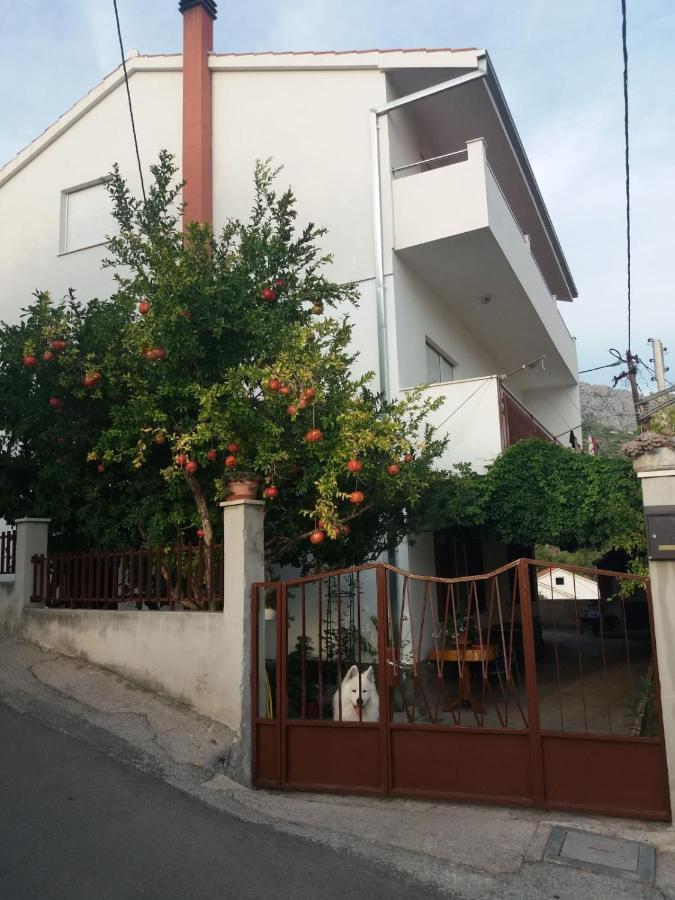 Apartman Lu Jesenice (Split-Dalmatia) Exterior foto