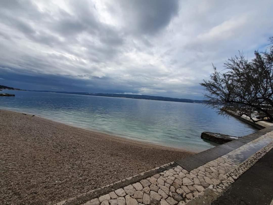 Apartman Lu Jesenice (Split-Dalmatia) Exterior foto