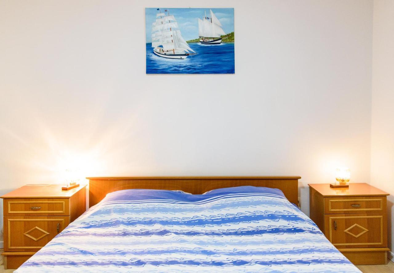 Apartman Lu Jesenice (Split-Dalmatia) Exterior foto